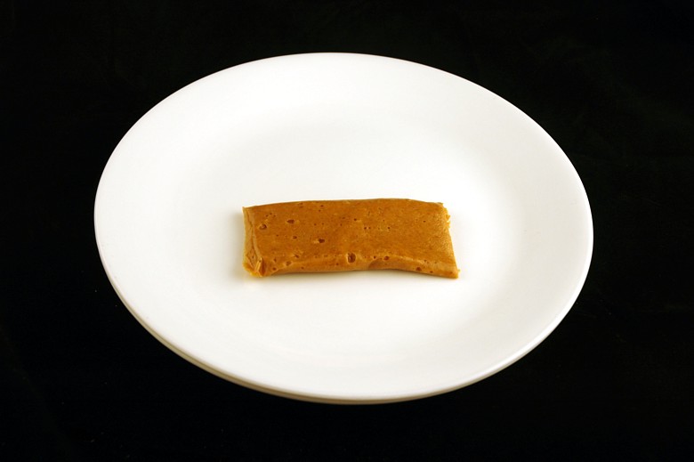 Mantega de amendoim: 54 gramas = 200 calorias